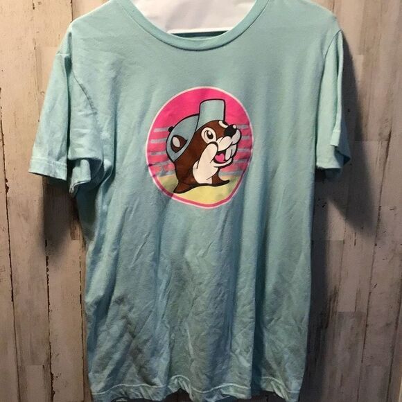 Buc-cees and the beach tee shirt size medium - Picture 1 of 5